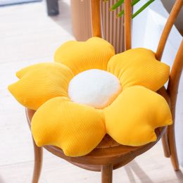 Bed and Breakfast Cushion Small Daisy Petal Cushion (Option: Yellow Little Zou Ju-40cm)