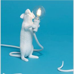 Nordic Creative Mini Animal Mouse Lamp Living Room Dining Room Bedroom Clothing Store Personalized Eye Protection Gift Resin Table Lamp (Option: White-Standing posture-EU)